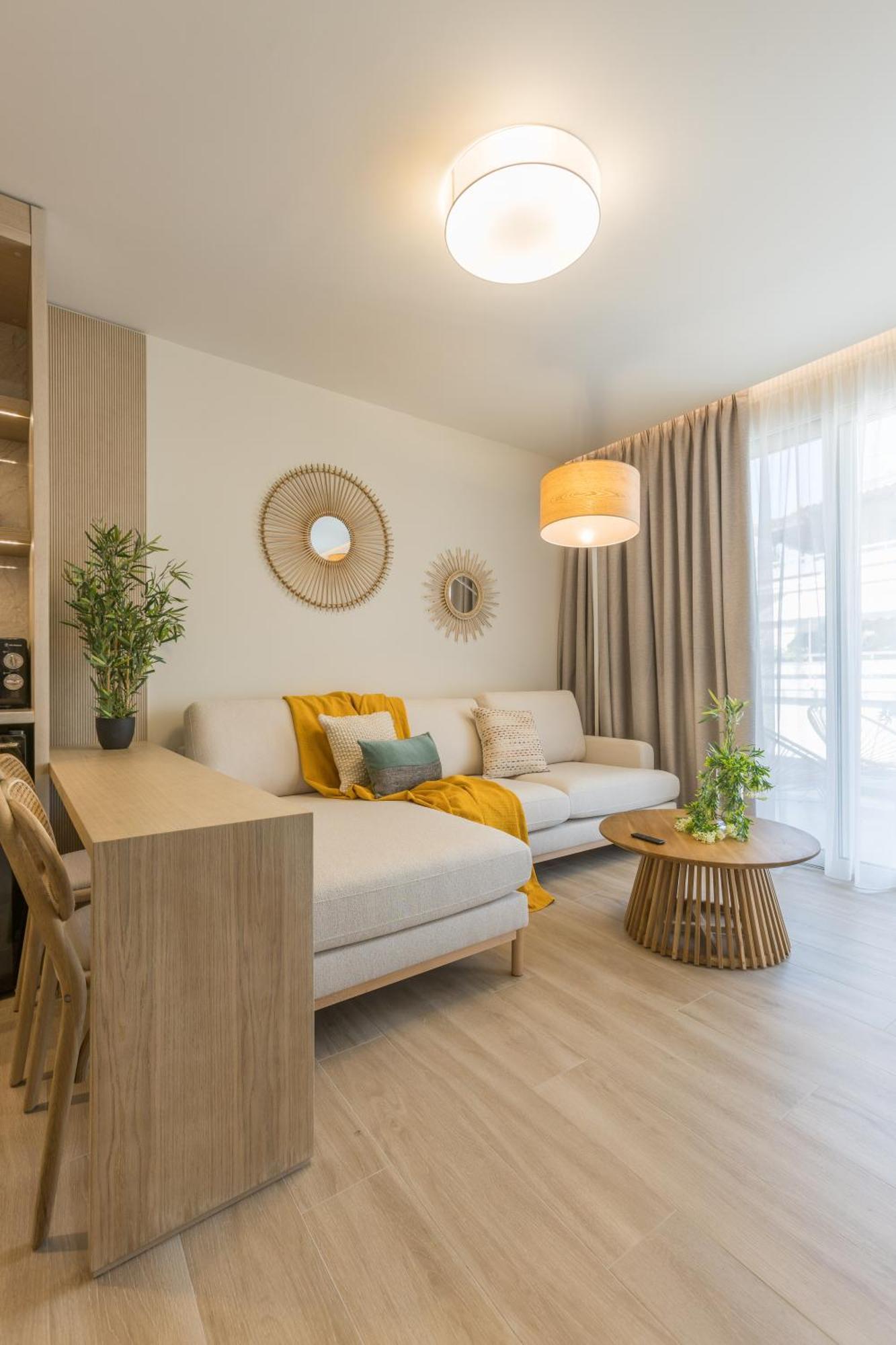 The Mediterranean Suites Piraeus Buitenkant foto