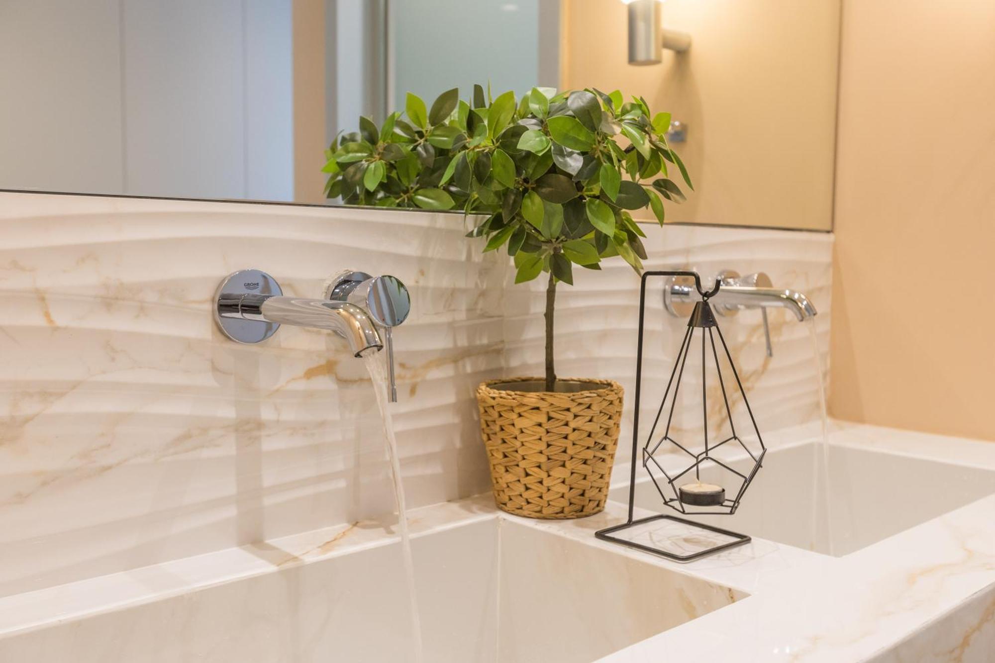 The Mediterranean Suites Piraeus Buitenkant foto