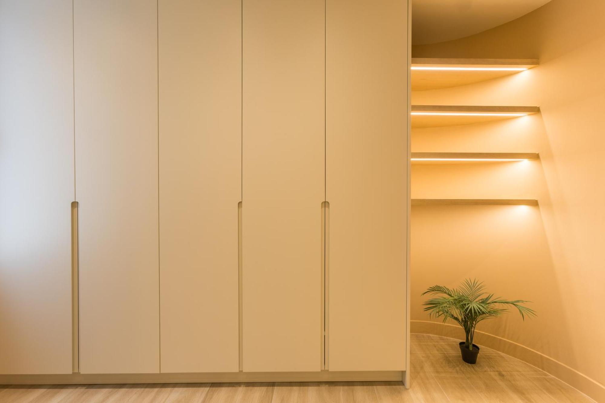 The Mediterranean Suites Piraeus Buitenkant foto