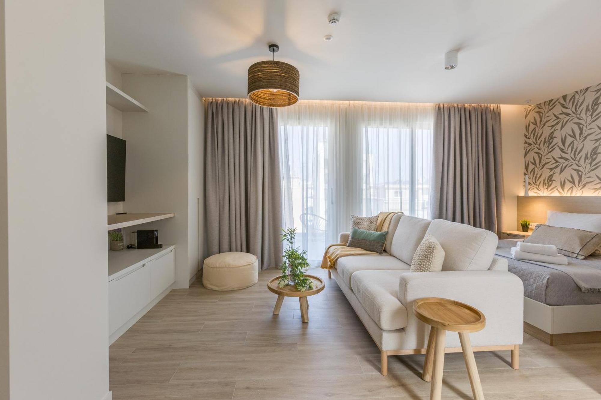 The Mediterranean Suites Piraeus Buitenkant foto